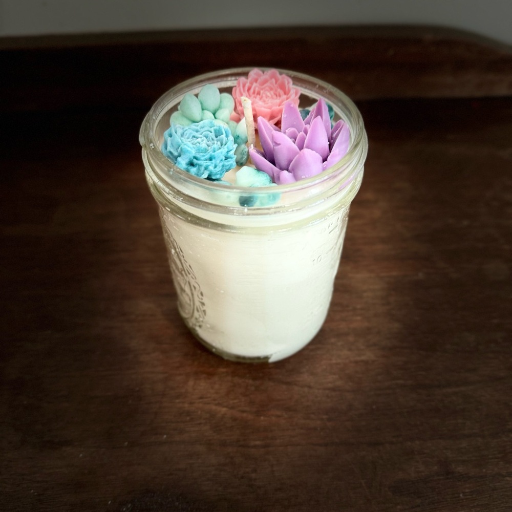 Hand Made Luxury Soy Candle - - Picture 8 of 15